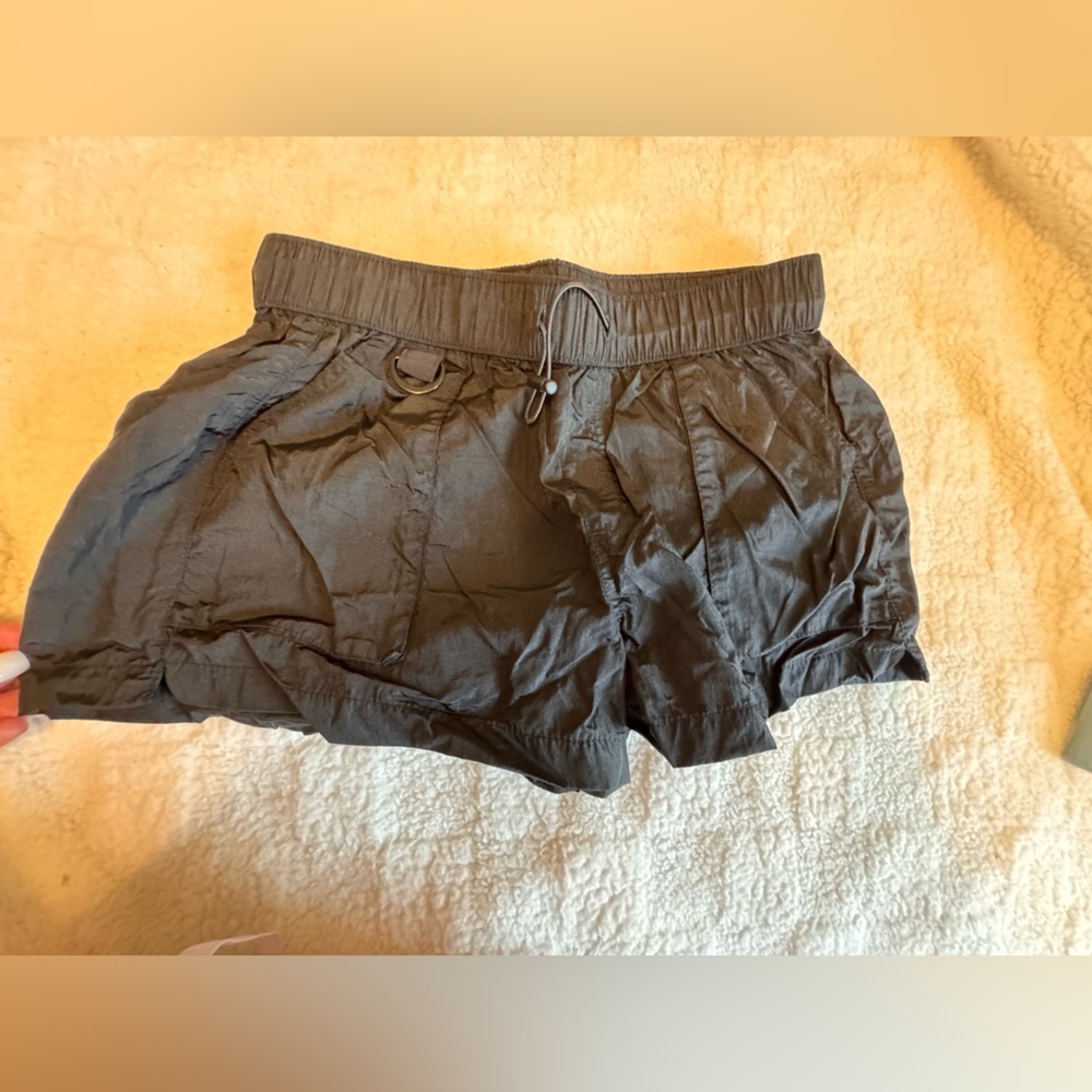 No Boundaries Black Women's Shorts - Picture 1 of 4